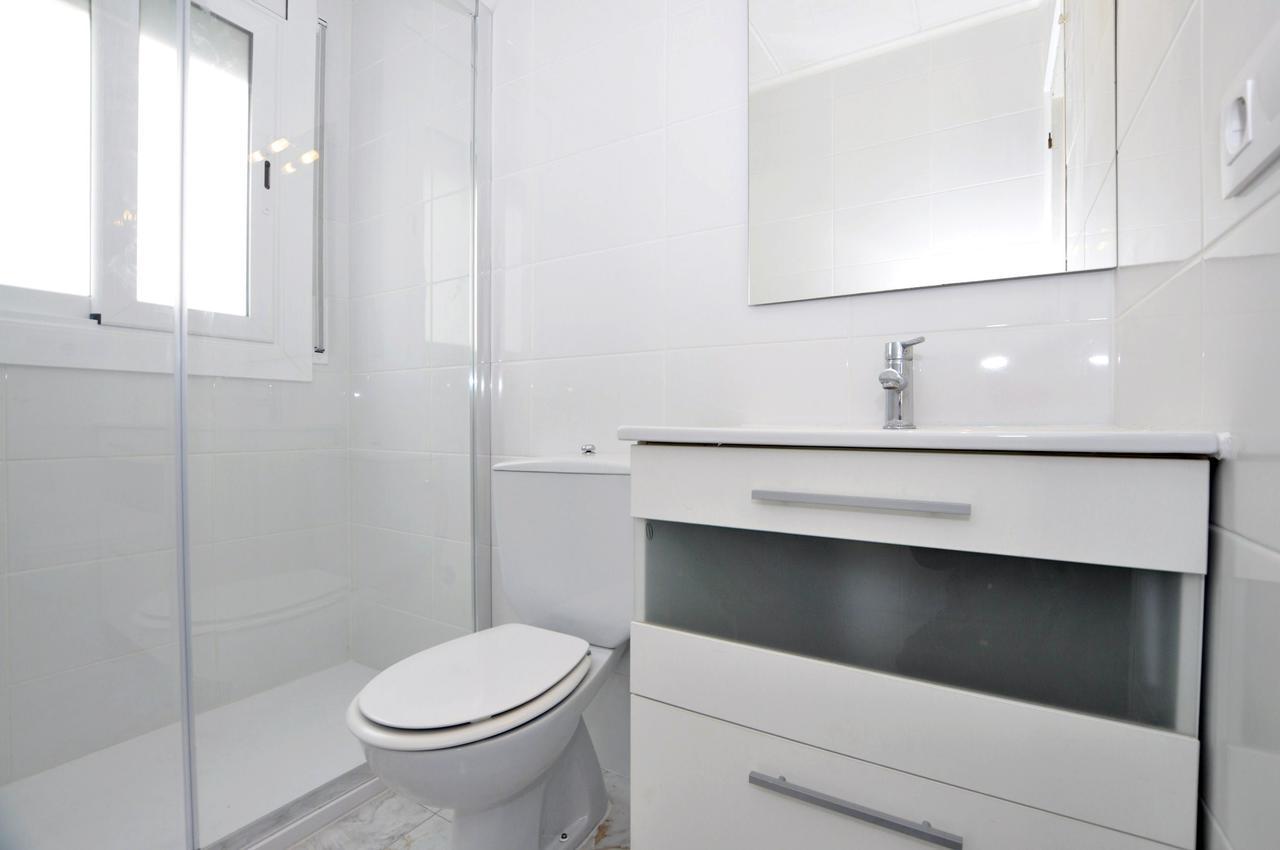1019 Costa Roses - Apivend Immo Appartement Buitenkant foto