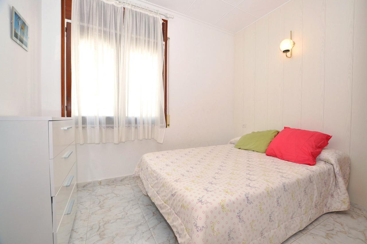 1019 Costa Roses - Apivend Immo Appartement Buitenkant foto